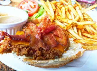 Rosie’s on River Street Rosies Crispy Chicken Sandwich Moose Jaw