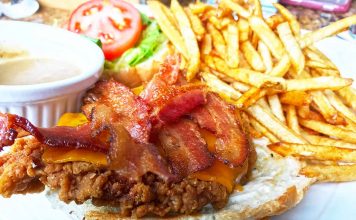 Rosie’s on River Street Rosies Crispy Chicken Sandwich Moose Jaw
